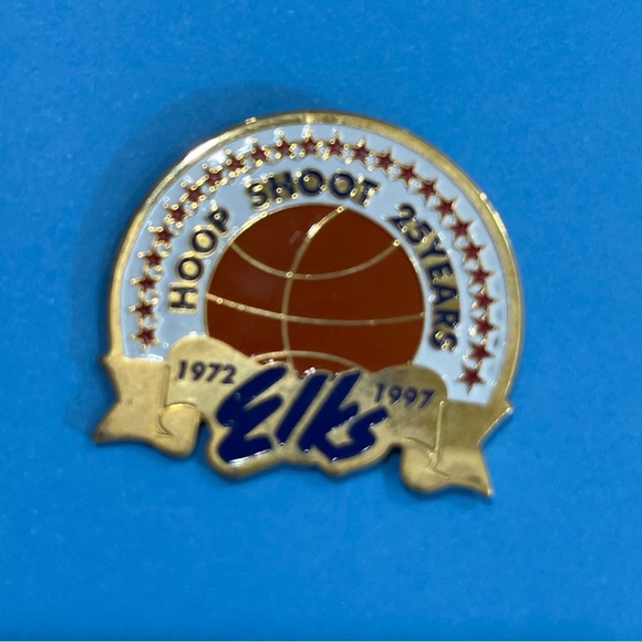 1997 Elks Hoop Shoot 25th Year Tournament 1972-1997 Lapel Pin. - Picture 6 of 6